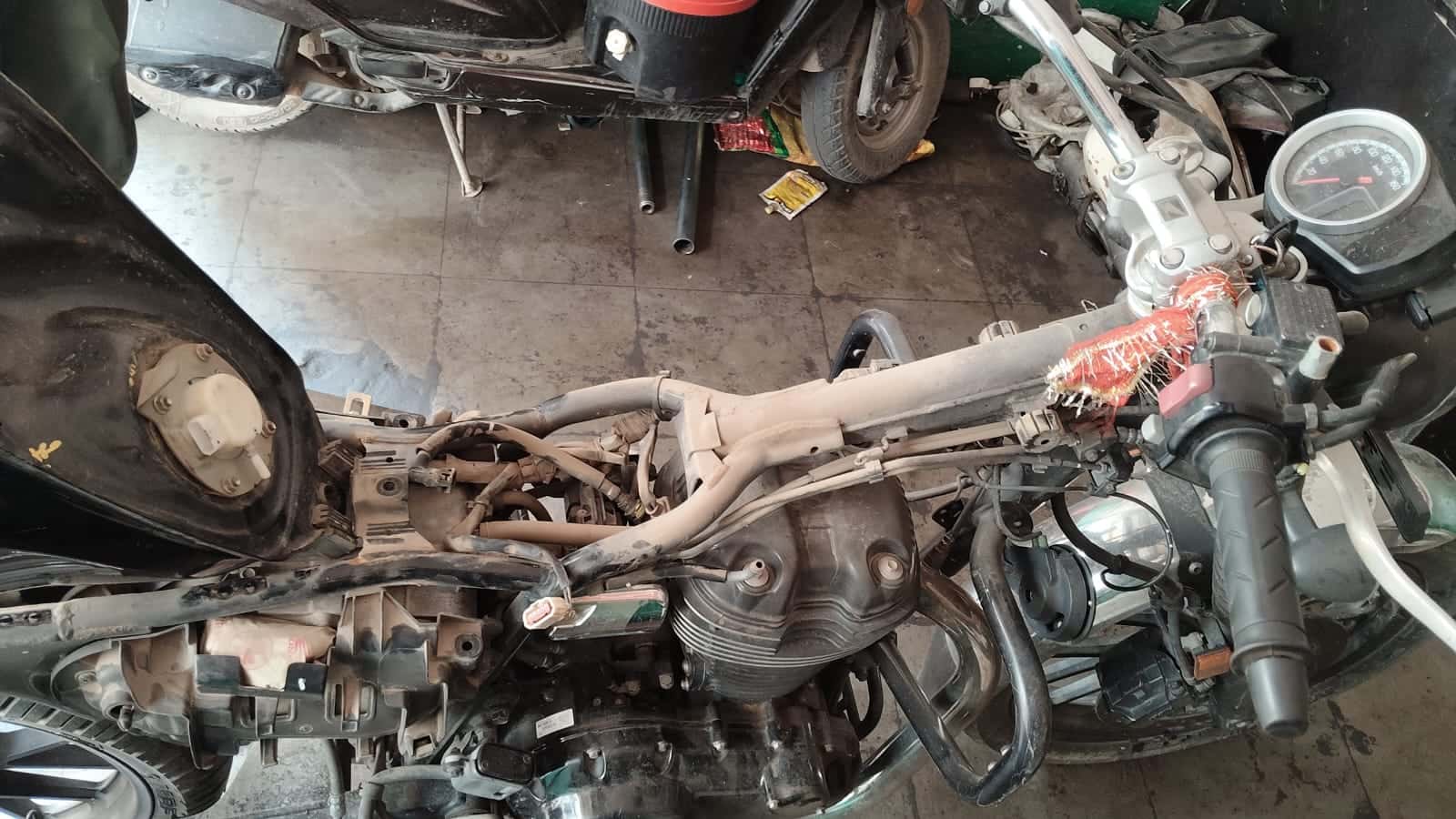 Underbody and engine inspection